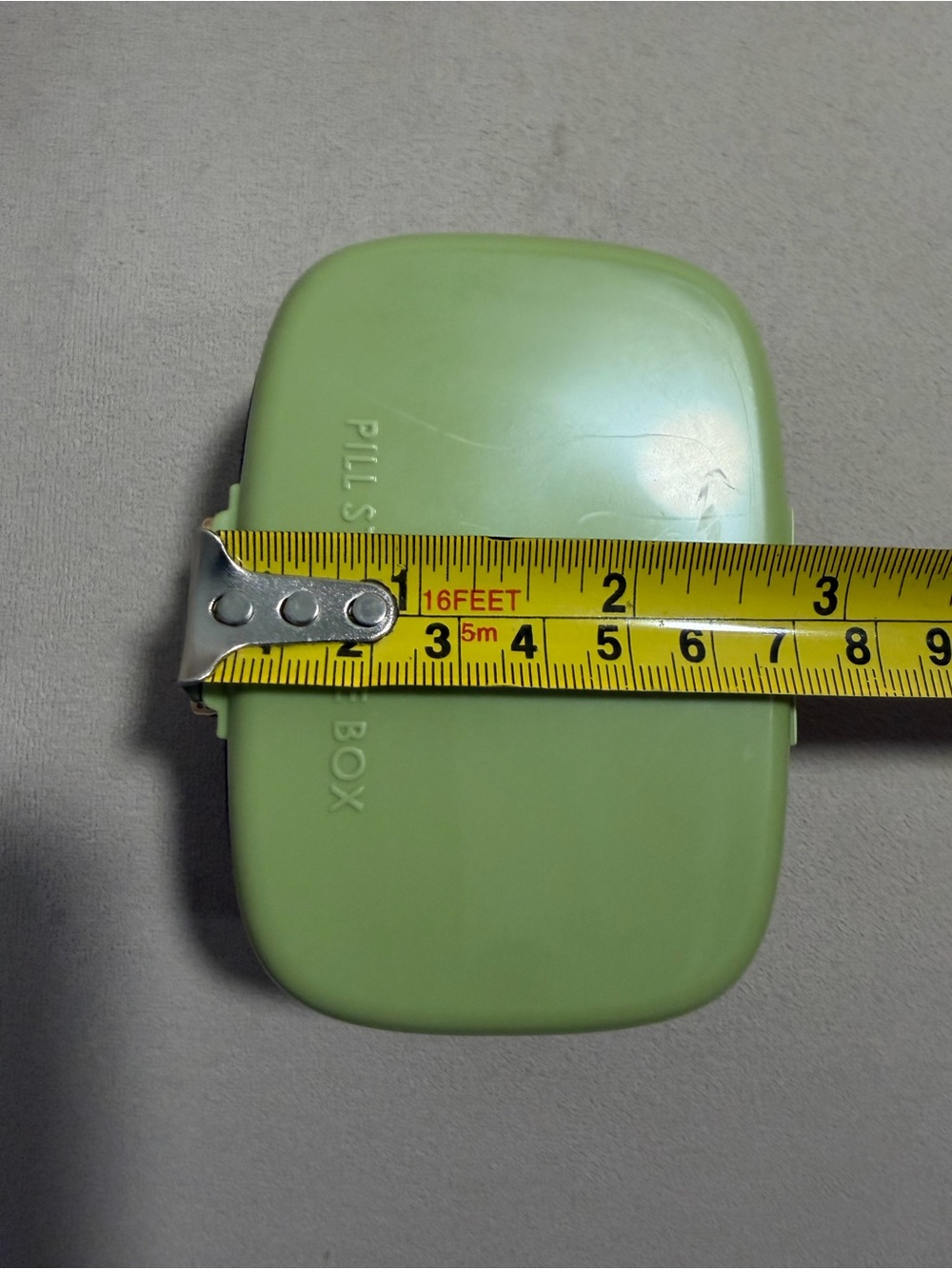 Green Stackable Food Storage Container with Secure Clip - Picture 14 of 16